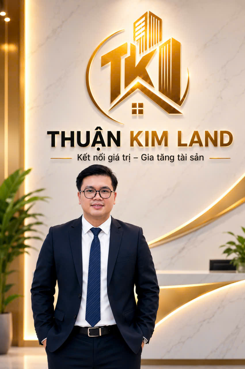 Ảnh chân dung Thuận Kim Land